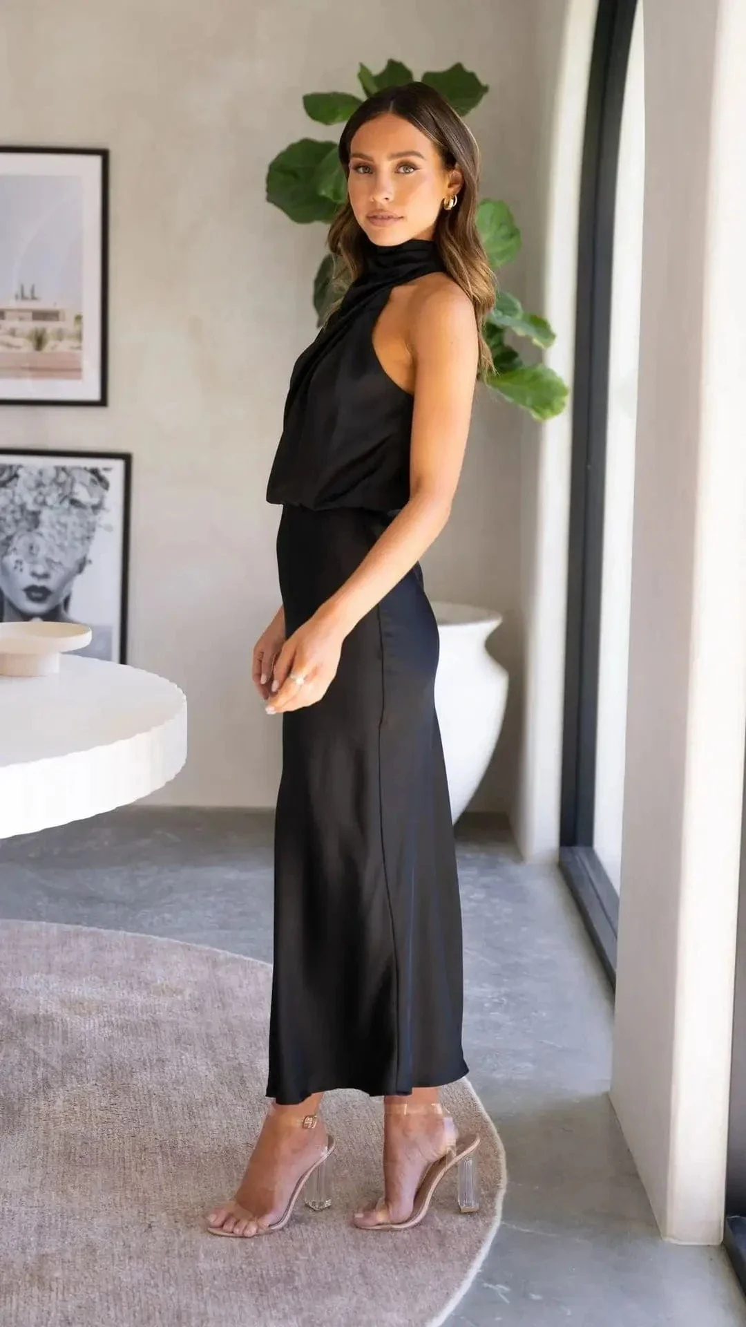 BEATRICE – ELEGANT MIDI DRESS